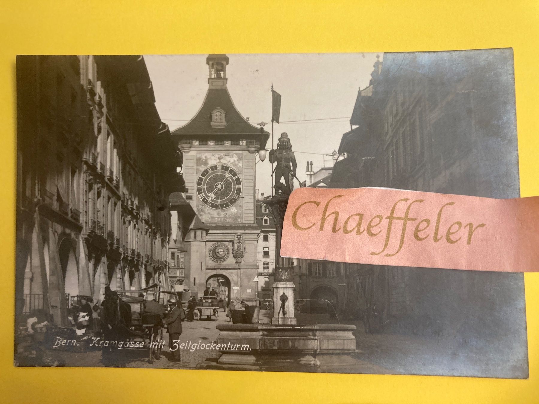 Cartoline postali: 1926 Bern. Kramgasse mit Zeitglockenturm. – Usato da Zürich venduto da Chaeffeler