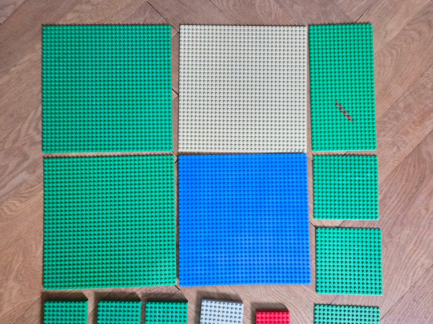 Lego Baukästen: Viele alte Lego Basisplatten – Gebraucht aus Derendingen von CoolerBenutzername 2