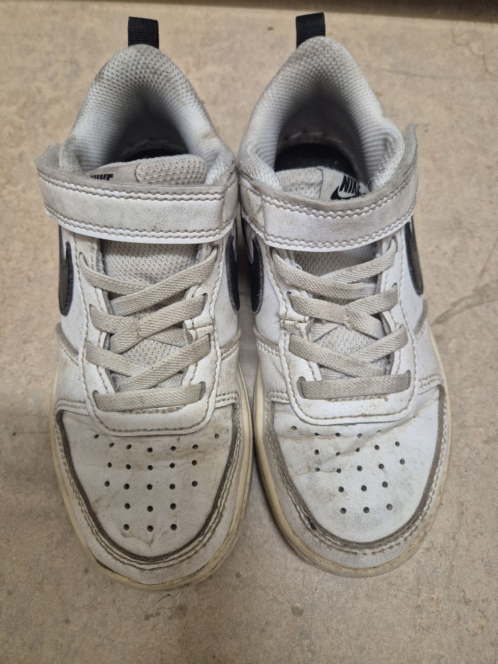 Nike Scarpe per ragazzi: nike 29.5 sneaker  – Usato da Bülach venduto da Living_Art 1