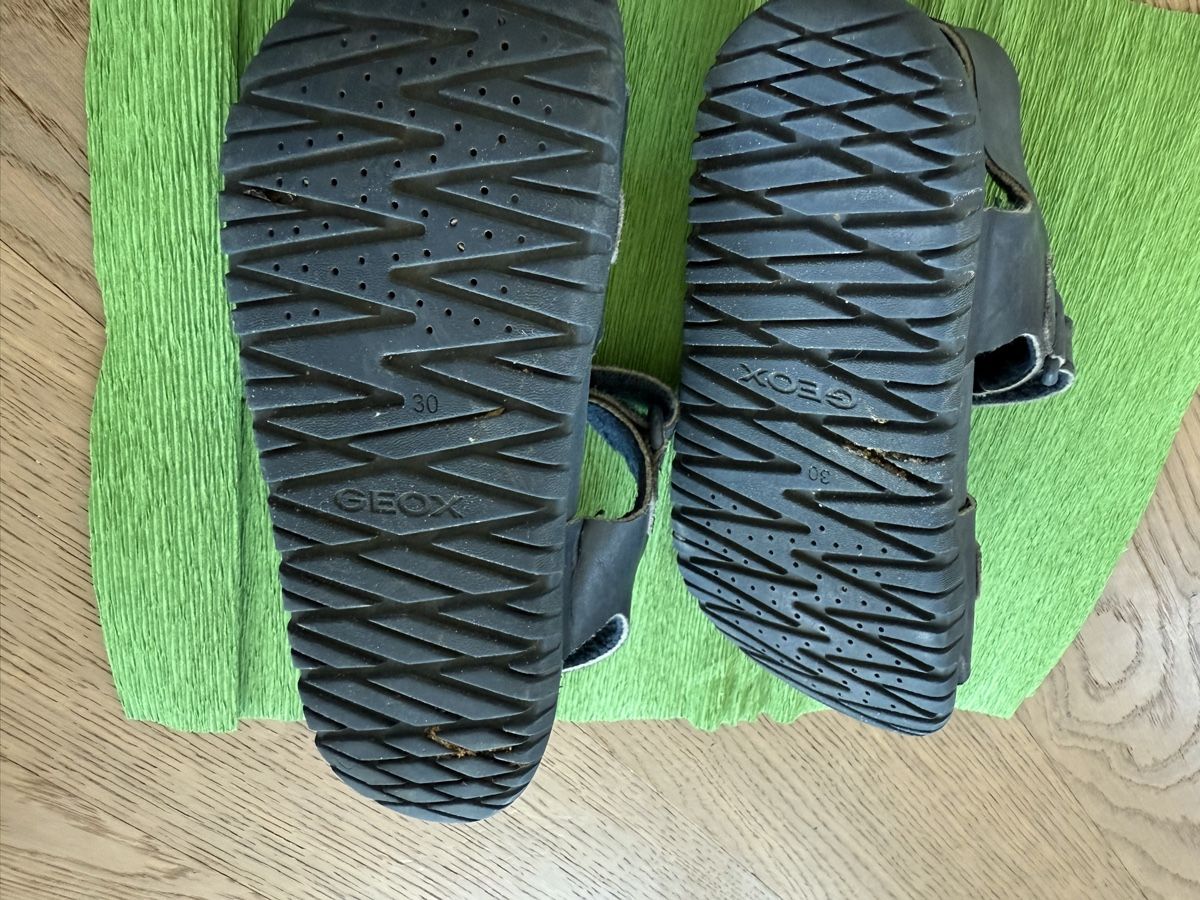 Geox Scarpe per ragazzi: Geox Sandalen (Gr. 30) – Usato da Bern venduto da estrellita2014 2