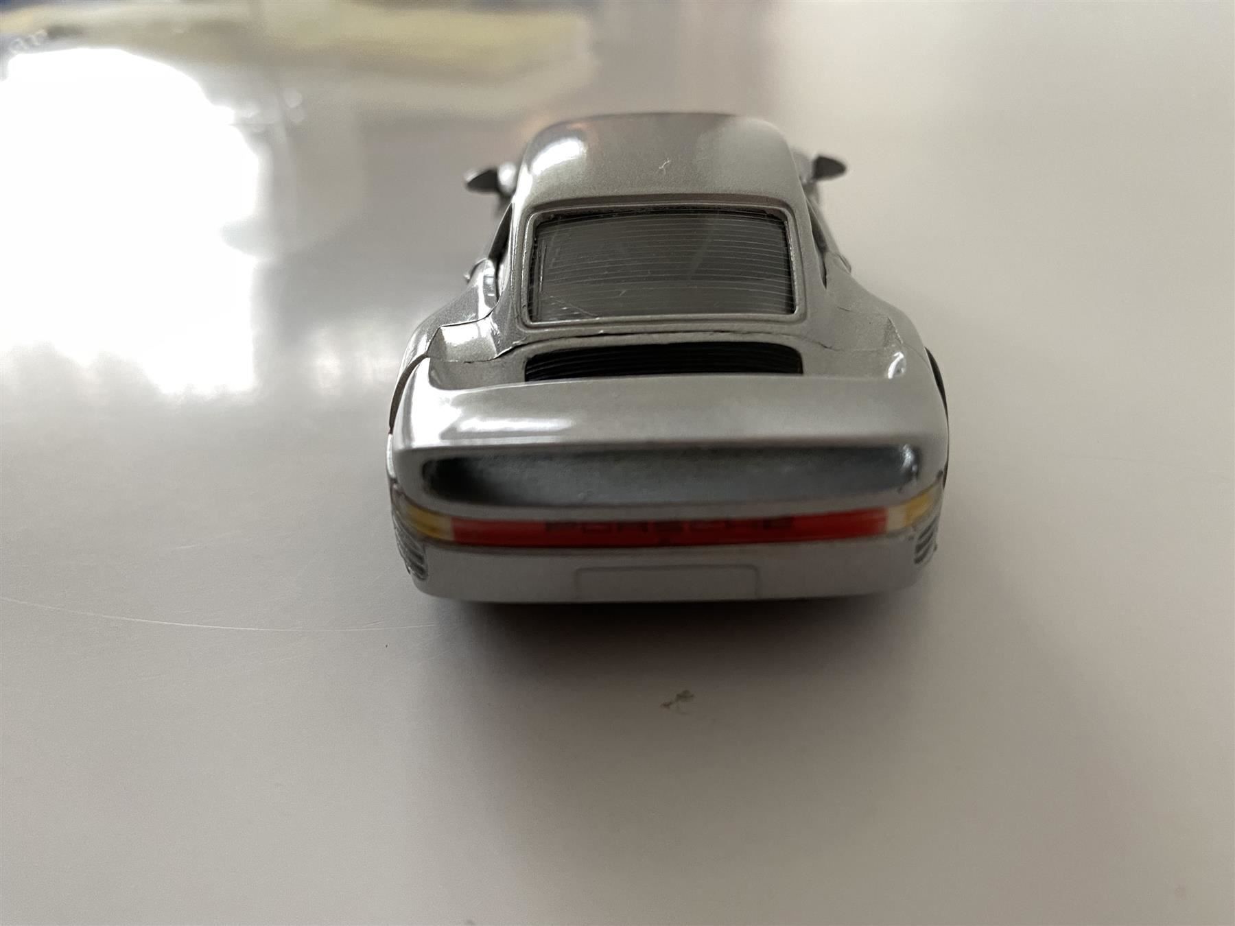 Porsche Modellini d'auto: Porsche 959 1-43 silber NZG BRD OVP – Nuovo e nell'imballaggio originale da Stäfa venduto da elcondor245 1