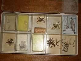 Vintage Angelhaken-Sortiment, diverse Grössen & Box