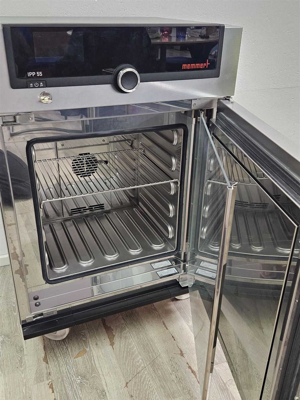 Accessori da laboratorio: Memmert IPP 55 - netzwerktauglich – Usato da Niederdorf venduto da LeptonAG_Labor 2