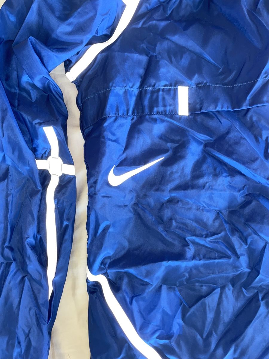 Nike Giacche: Nike Laufjacke mit Reflektoren Windrunner – Nuovo (secondo la descrizione) da Sulz AG venduto da alestae 6