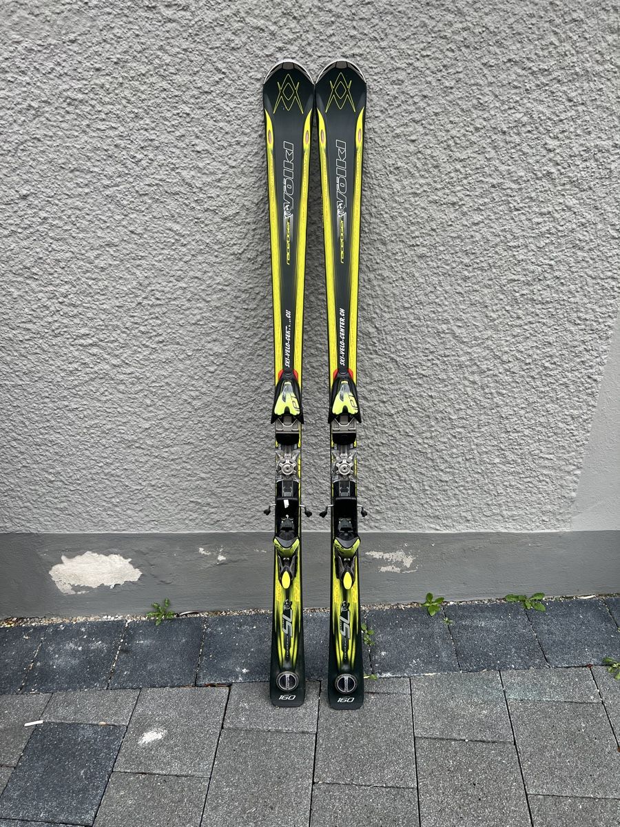 Skis: Völkl Racetiger 160cm – Gebraucht aus Murten von Ski-Outlet