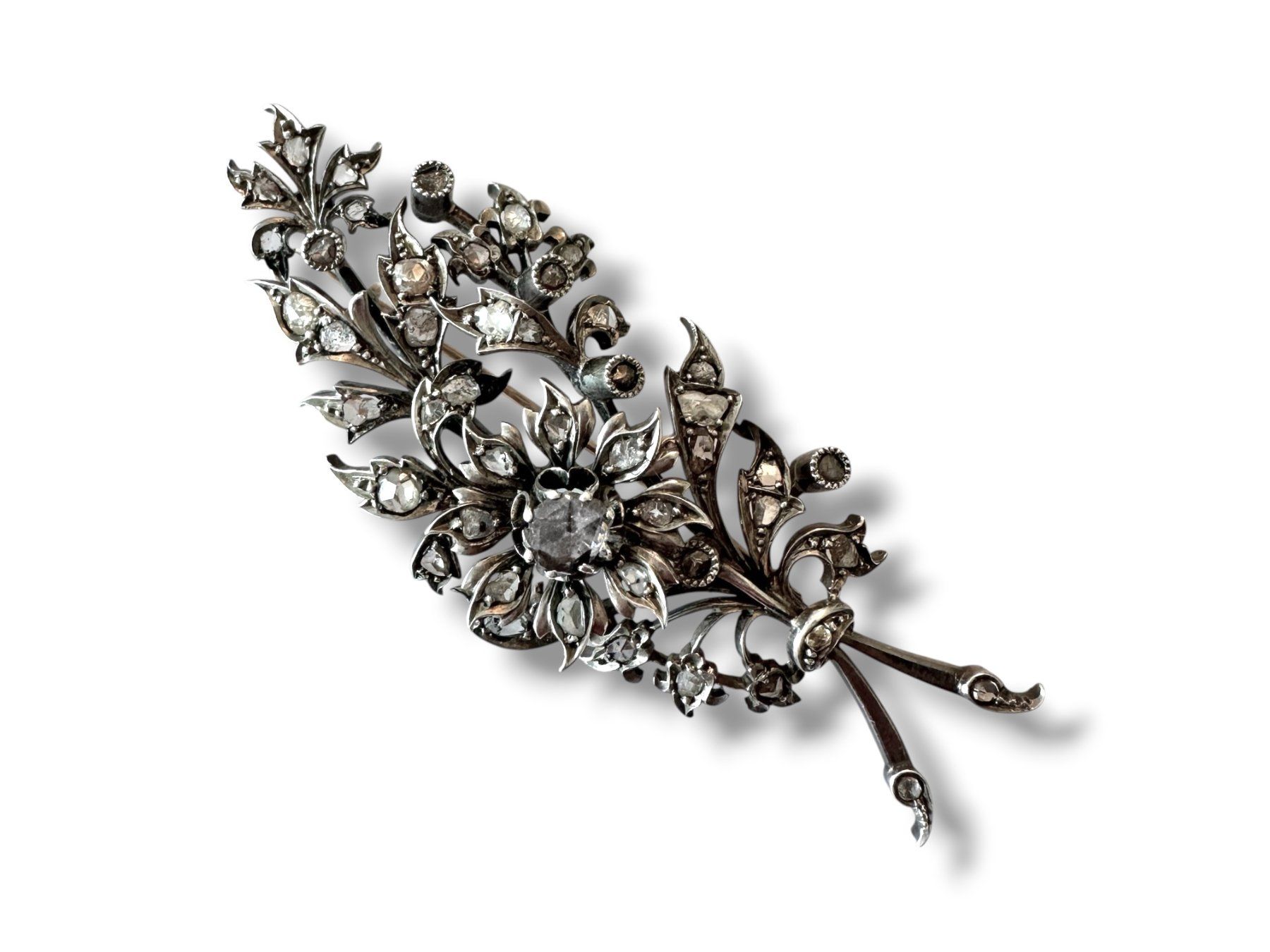 Spille & Fermagli: Antike, grosse Diamant - Brosche um 1880, ca. 2.5 ct – Usato da Zuzwil SG venduto da artimmo 2
