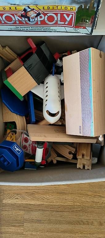 Spielzeuge: Riesiger Brio Bahn Set  – Gebraucht aus Zürich von Spattrizia 1