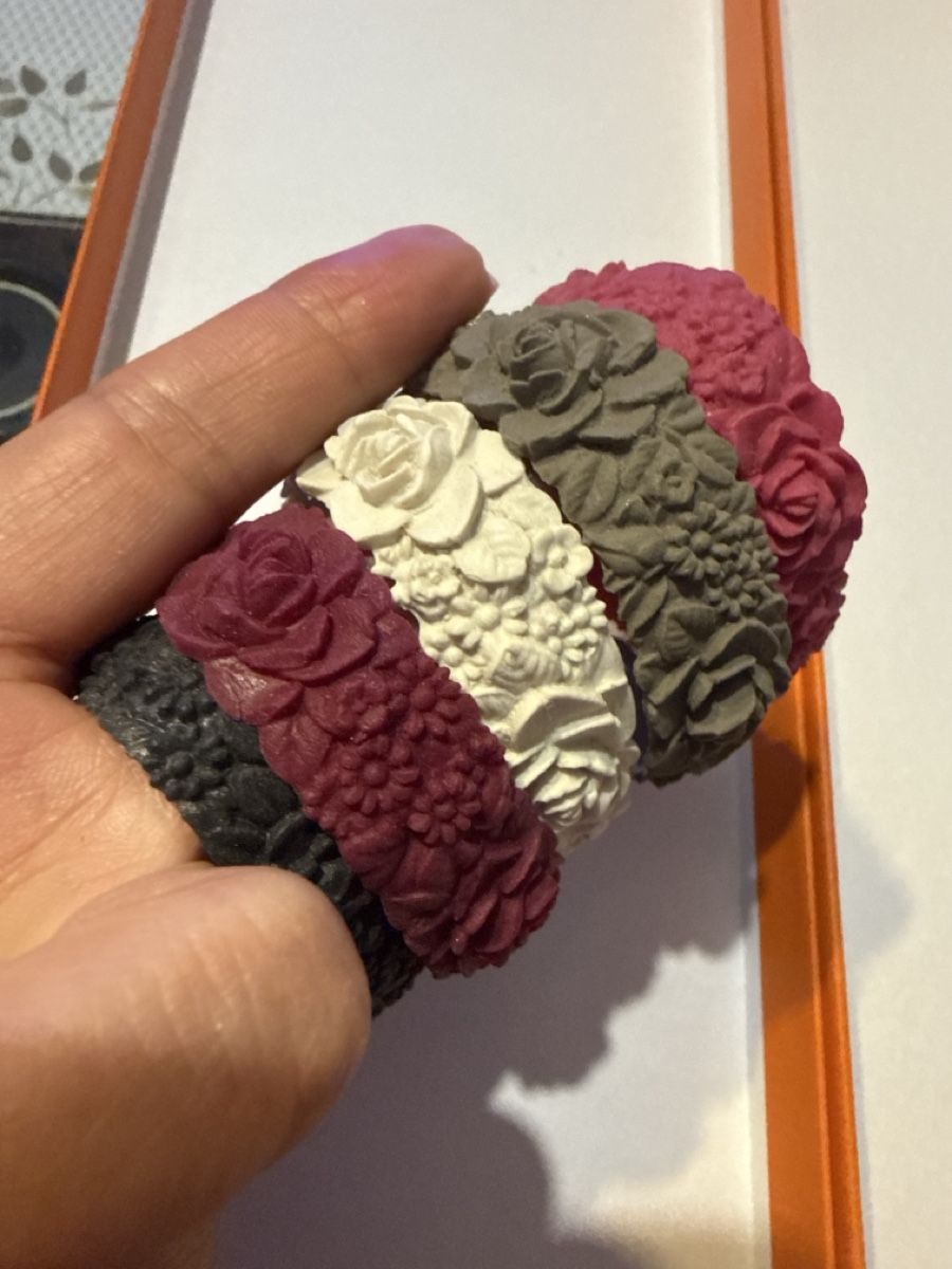 Bracelets: 5 bracelet Obag T.S – D'occasion à Lausanne par Tounitz 1