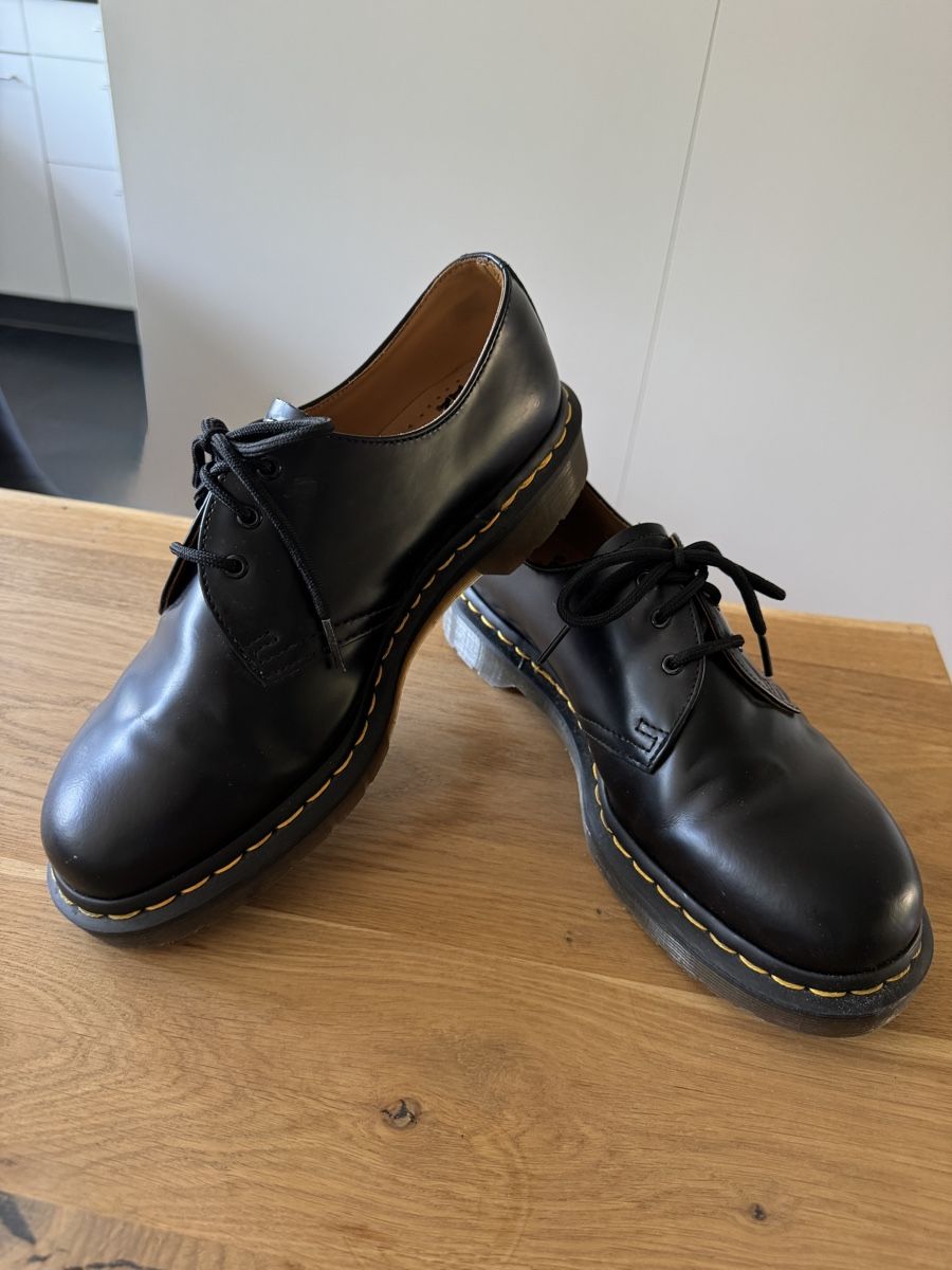 Dr. Martens Chaussures hommes: Dr. Martens 1461 Smooth Leather – D'occasion à Zürich par tsc_z7fy 2