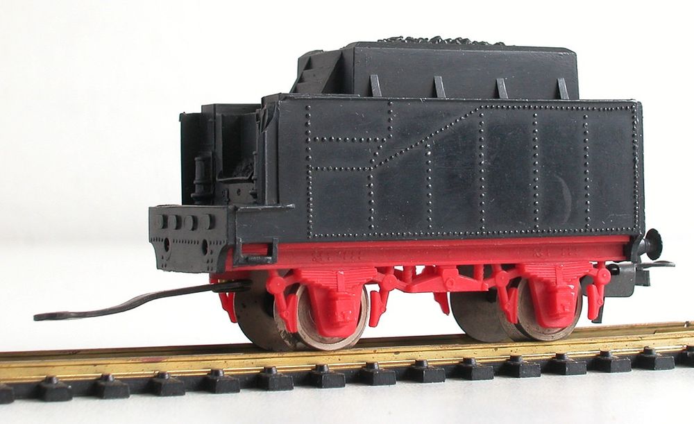 Lima Schlepptender Spur H0 (Gebraucht) in Oberwil BL für CHF 1.5 – mit ...