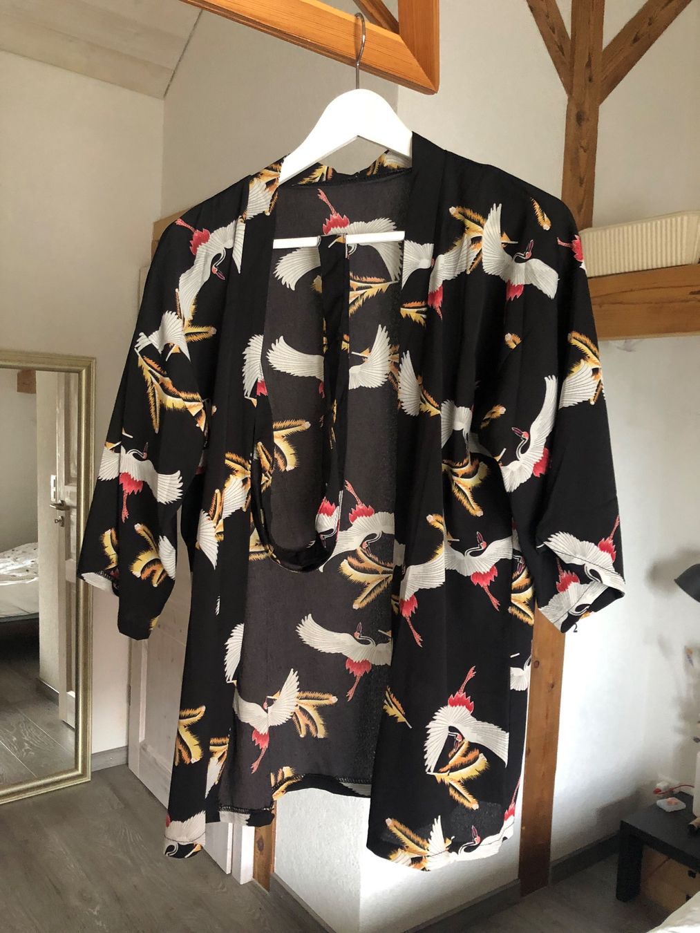 Arte internazionale: Kimono noir imprimé grues - taille S – Usato da St-Aubin FR venduto da Tiweety 5