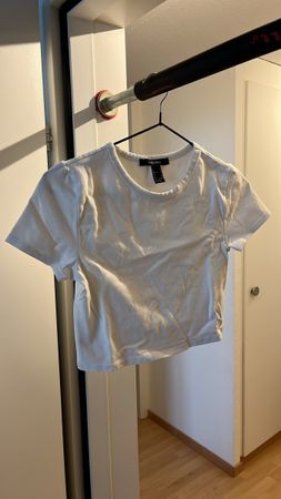 Weisses T-Shirt von Forever 21, Grösse S, Neuwertig!