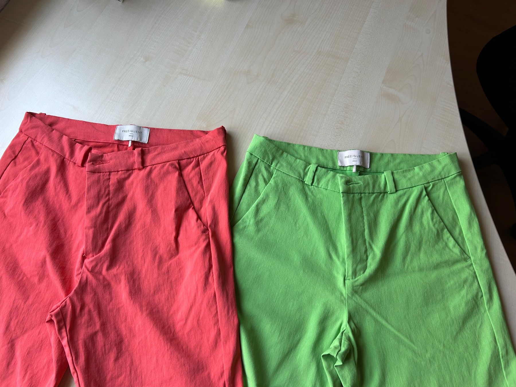 Pantaloni: Super angenehme Sommerhose Grösse 36 – Usato da Gutenswil venduto da walker60 1