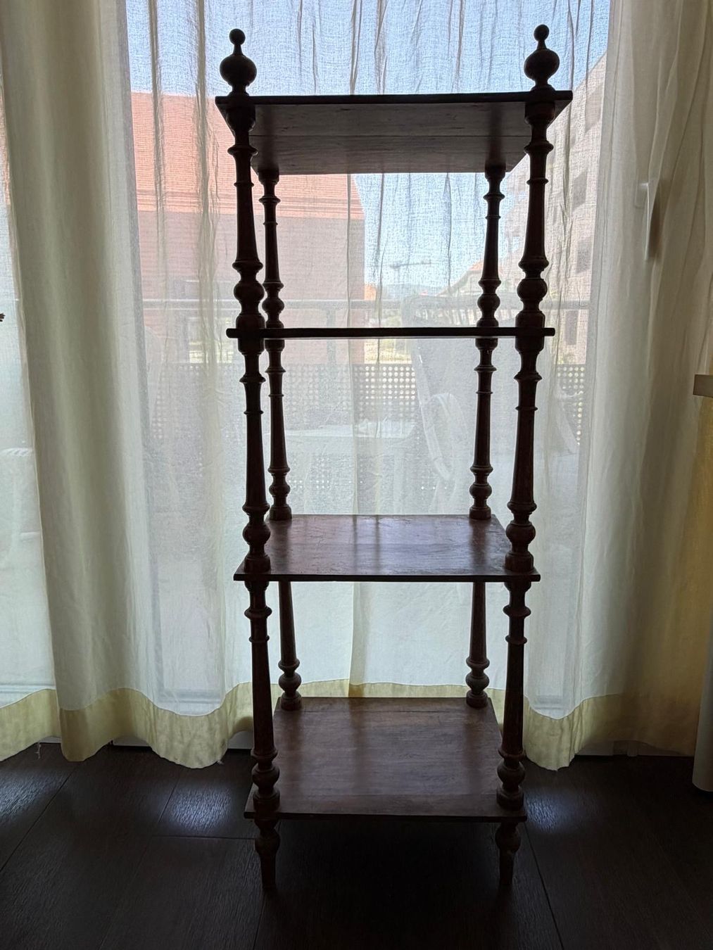 Scaffali: Gestell antik – Usato da Ipsach venduto da Besos 2
