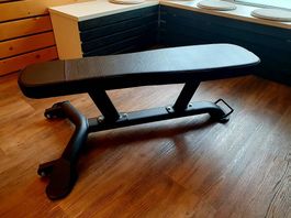 Flachbank von Impulse Fitness