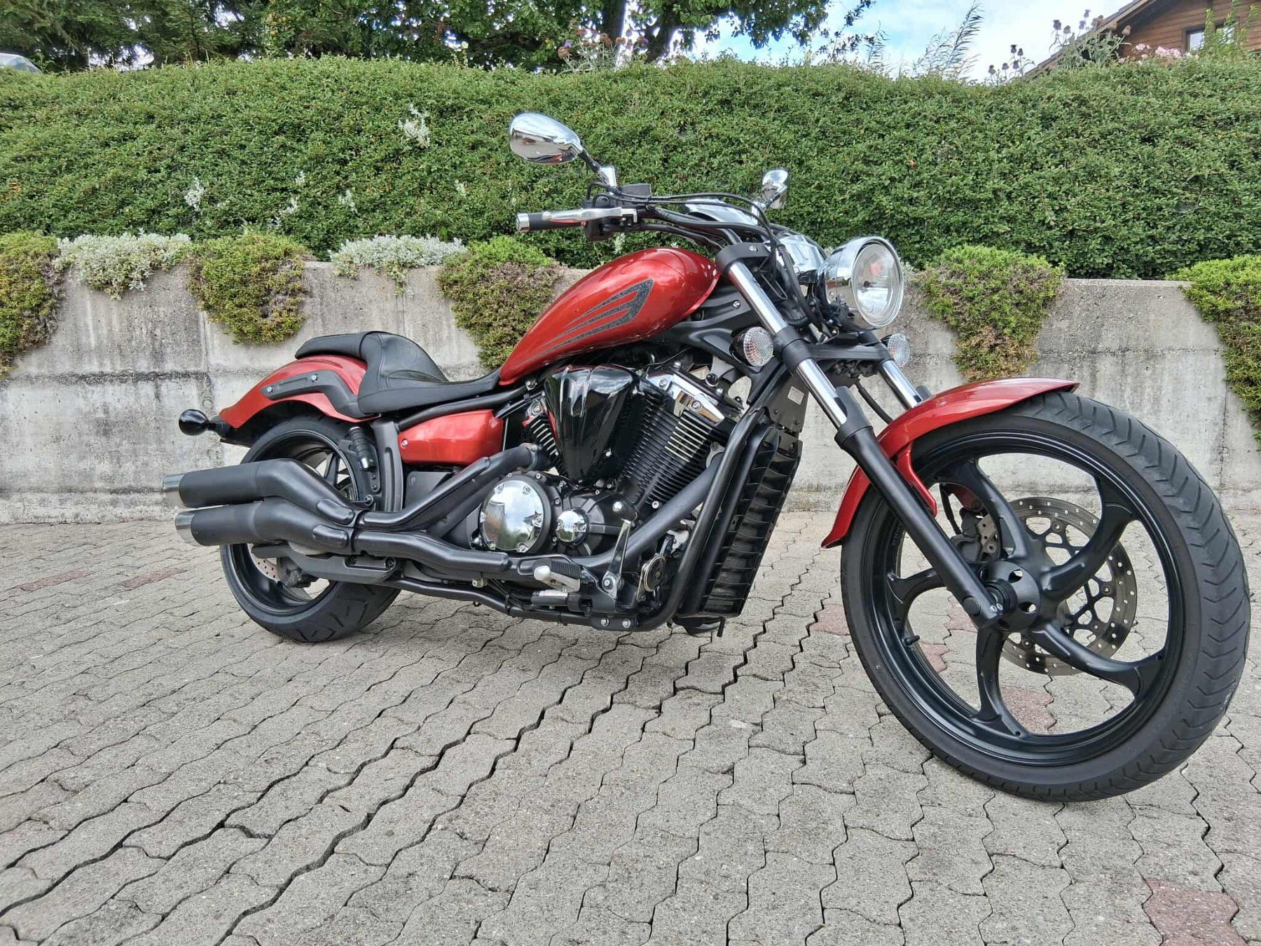Yamaha Chopper: Yamaha XVS 1300 Custom – Usato da La Tour de Trème venduto da Dom50