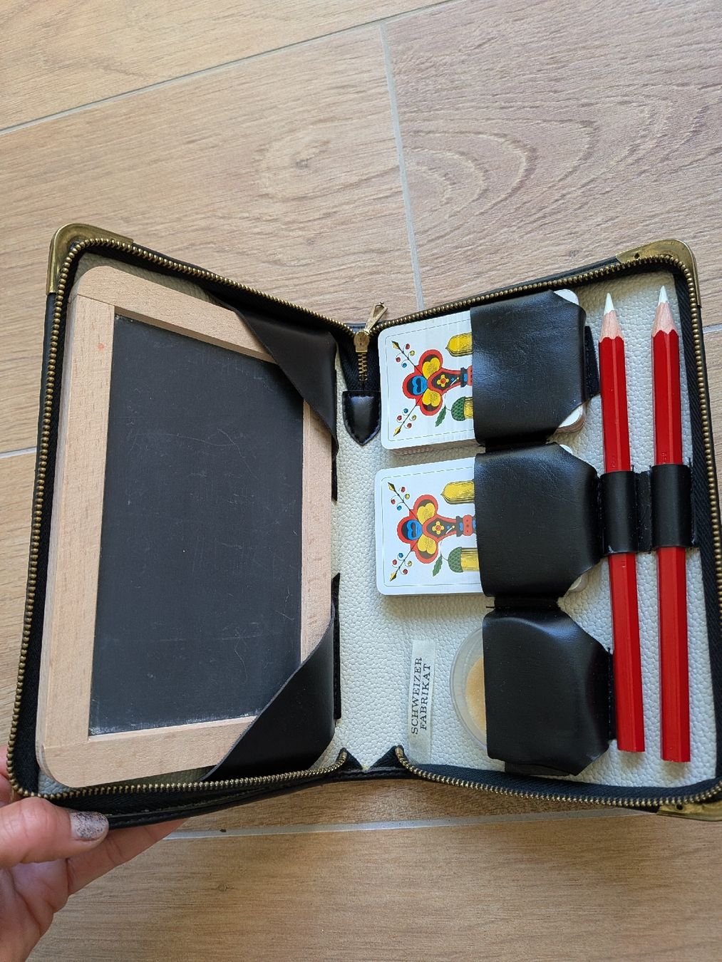 Spiele: Jassetui schwarz – Neu (gemäss Beschreibung) aus Eschenbach SG von SanFranciscoCalifornia 1