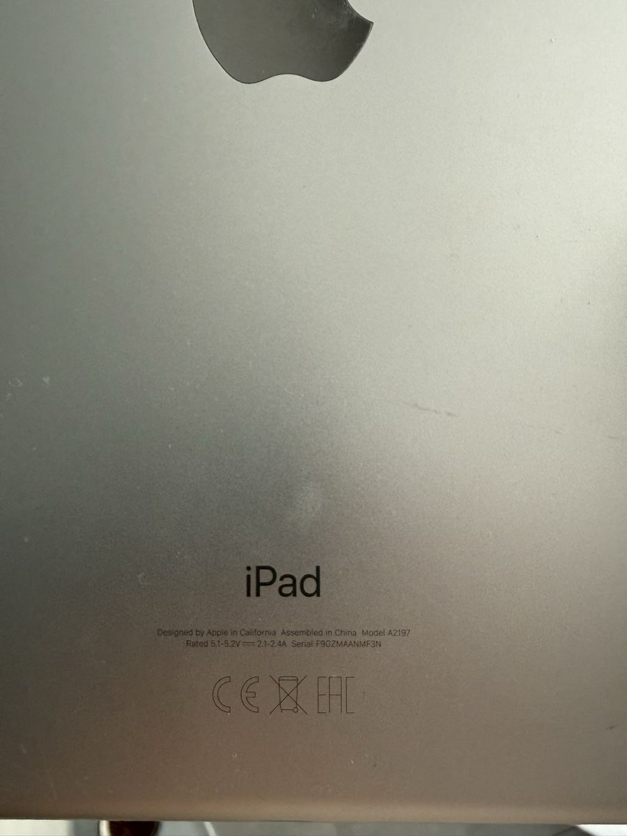 Apple Tablet PC: Apple iPad Weiss guter Zustand – Usato da Frauenkappelen venduto da unihoc12 4
