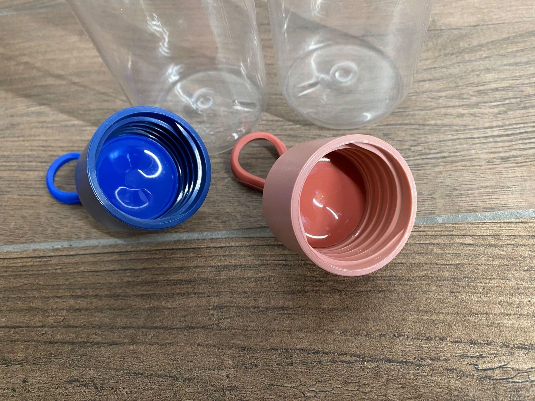 Borracce & Thermos: 2 Mepal Trinkflaschen 500 ml blau pink – Usato da Pratteln venduto da a23_j2gs 3