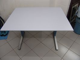 2 Lista Bürotische 100x80 cm