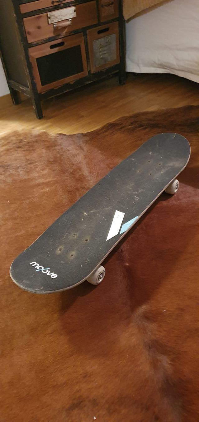 Skateboards: Skateboard "move" d'occasion bon état... – Gebraucht aus Salavaux von Gabest.25 5