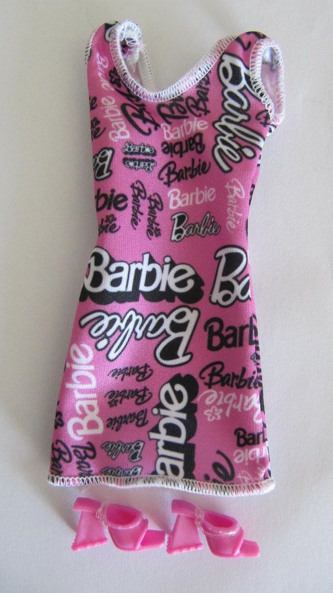 Bambole: Barbie Kleider Set, 5 Kleider + 5 Schuhe – Usato da Brunnen venduto da Kiwiland1 3