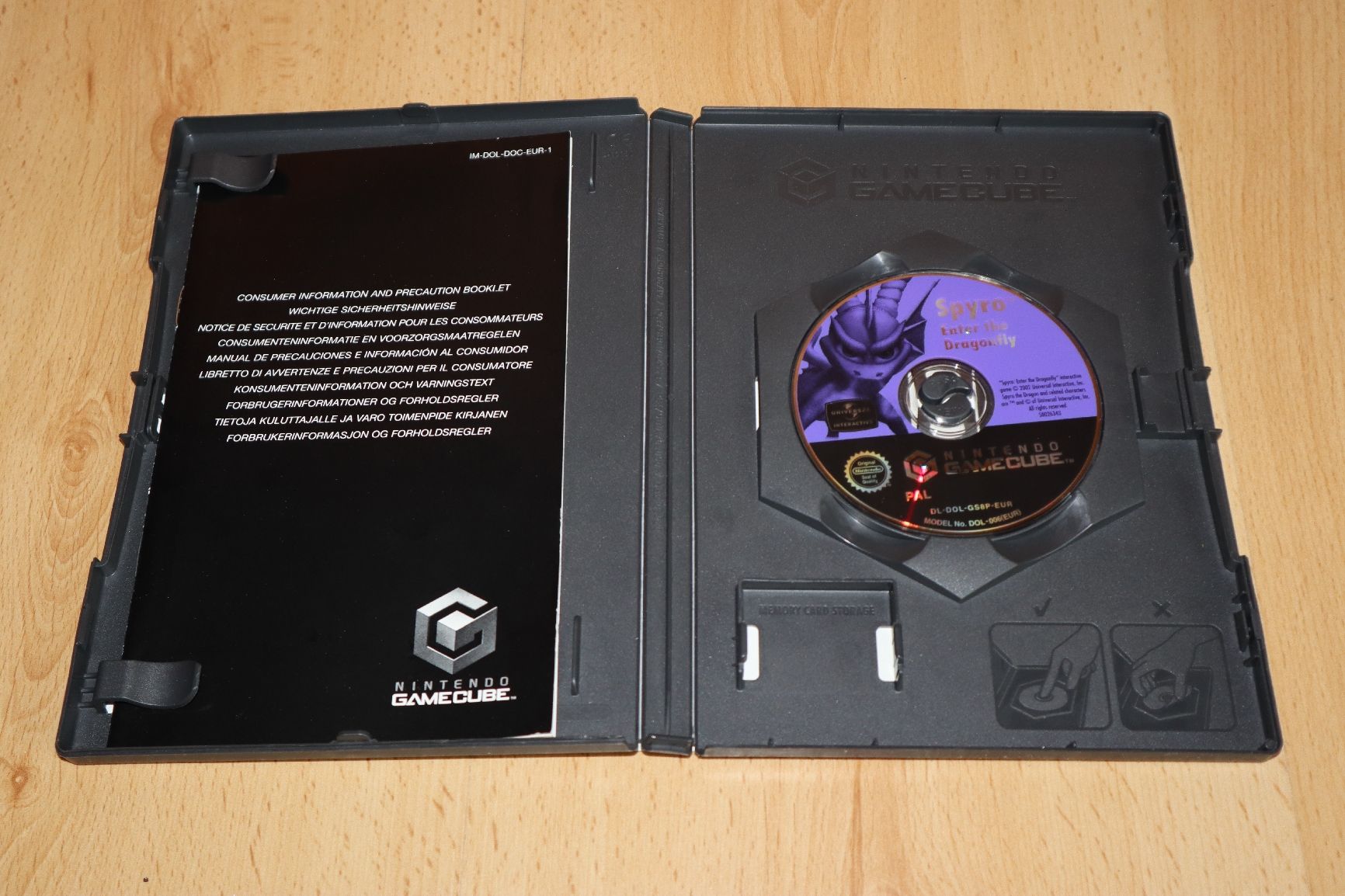 Nintendo Jeux: Gamecube -- Spyro Enter the Dragonfly -- Deutsch – D'occasion à Ochlenberg par on3x 1