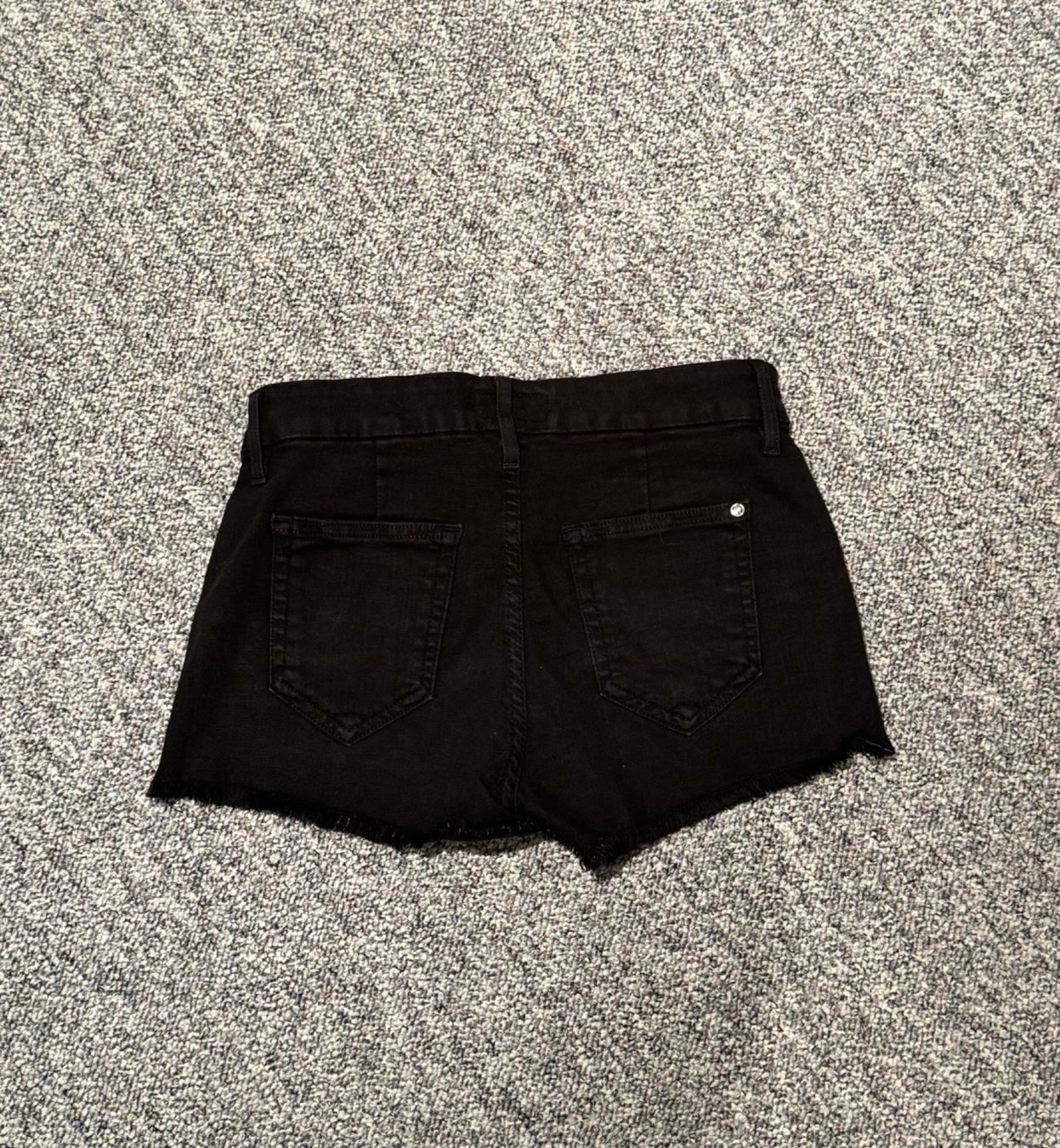 Pantaloni: Short noir pour l’été – Nuovo (secondo la descrizione) da Genève venduto da fto_sz8d 1