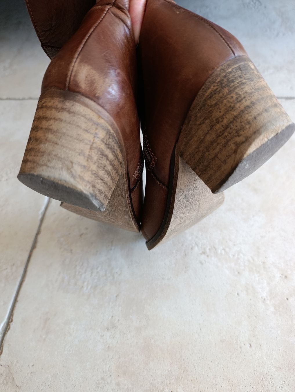 Chaussures femmes: BOTTINES CUIR CAMEL 37 – D'occasion à Sierre par shirley04 6