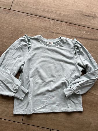 C&A Pullover mit Rüschchen