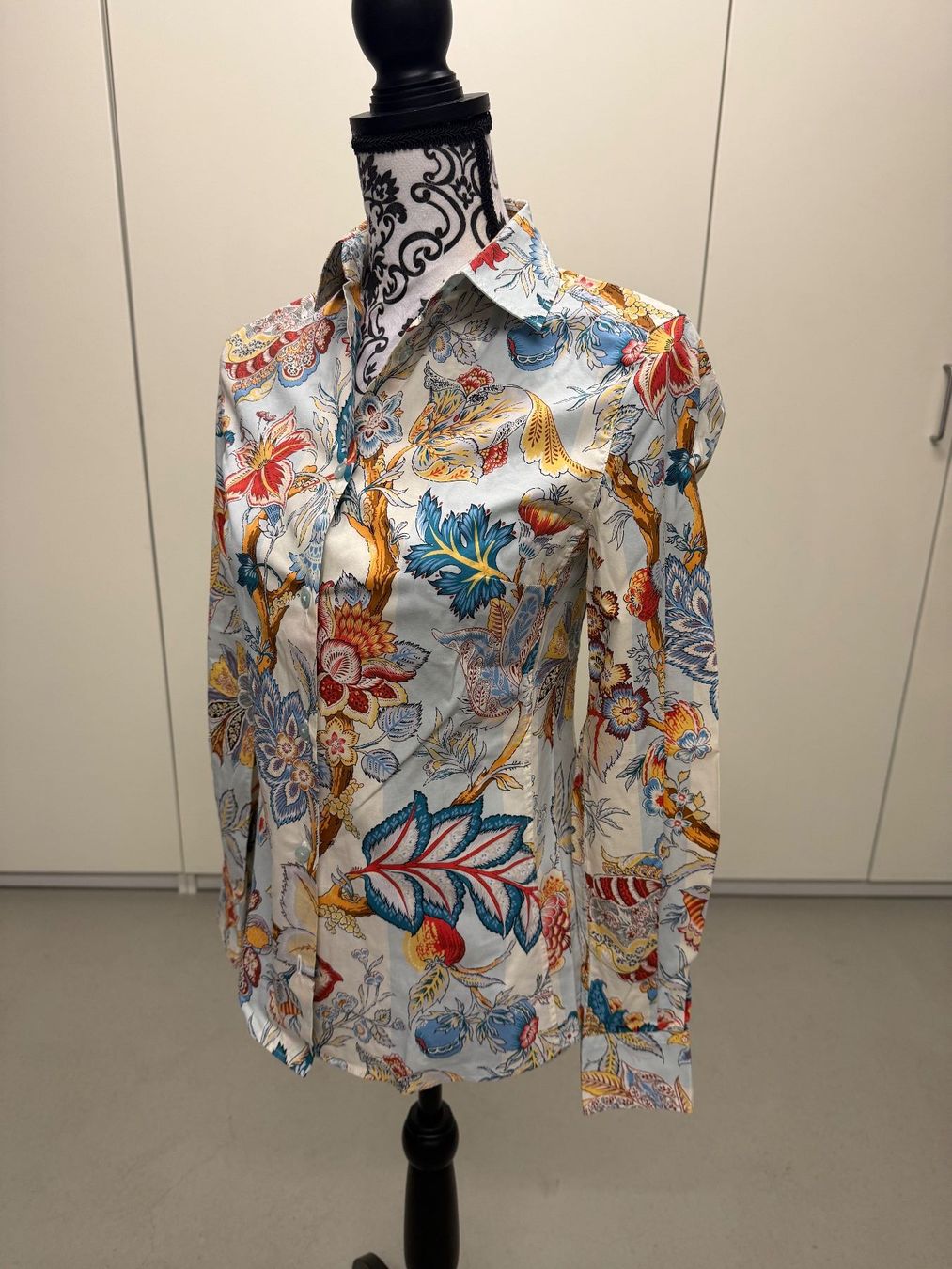 Etro Chemisiers: ETRO Bluse – D'occasion à Urdorf par Magdella 1