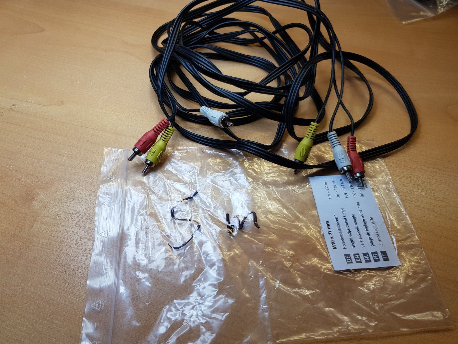 Kabel: Cable 3 x RCA 5m – Gebraucht aus Bionnens von Meg011 1