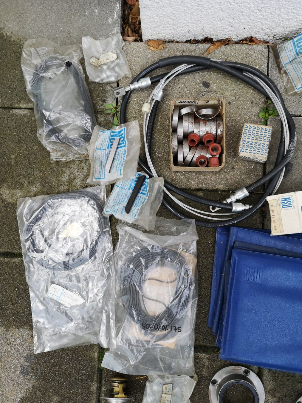 NSU Tutti pezzi di ricambio auto: NSU Ro80 – Usato da Höfen b. Thun venduto da Sweetjona 5