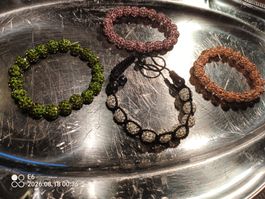 4 Kugelarmbänder