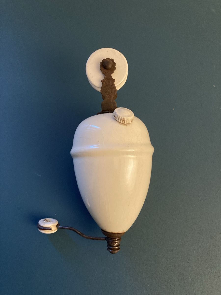 Tutte le decorazioni: Antikes Pendelgewicht von einer Jugendstil Lampe – Usato da Winterthur venduto da silen
