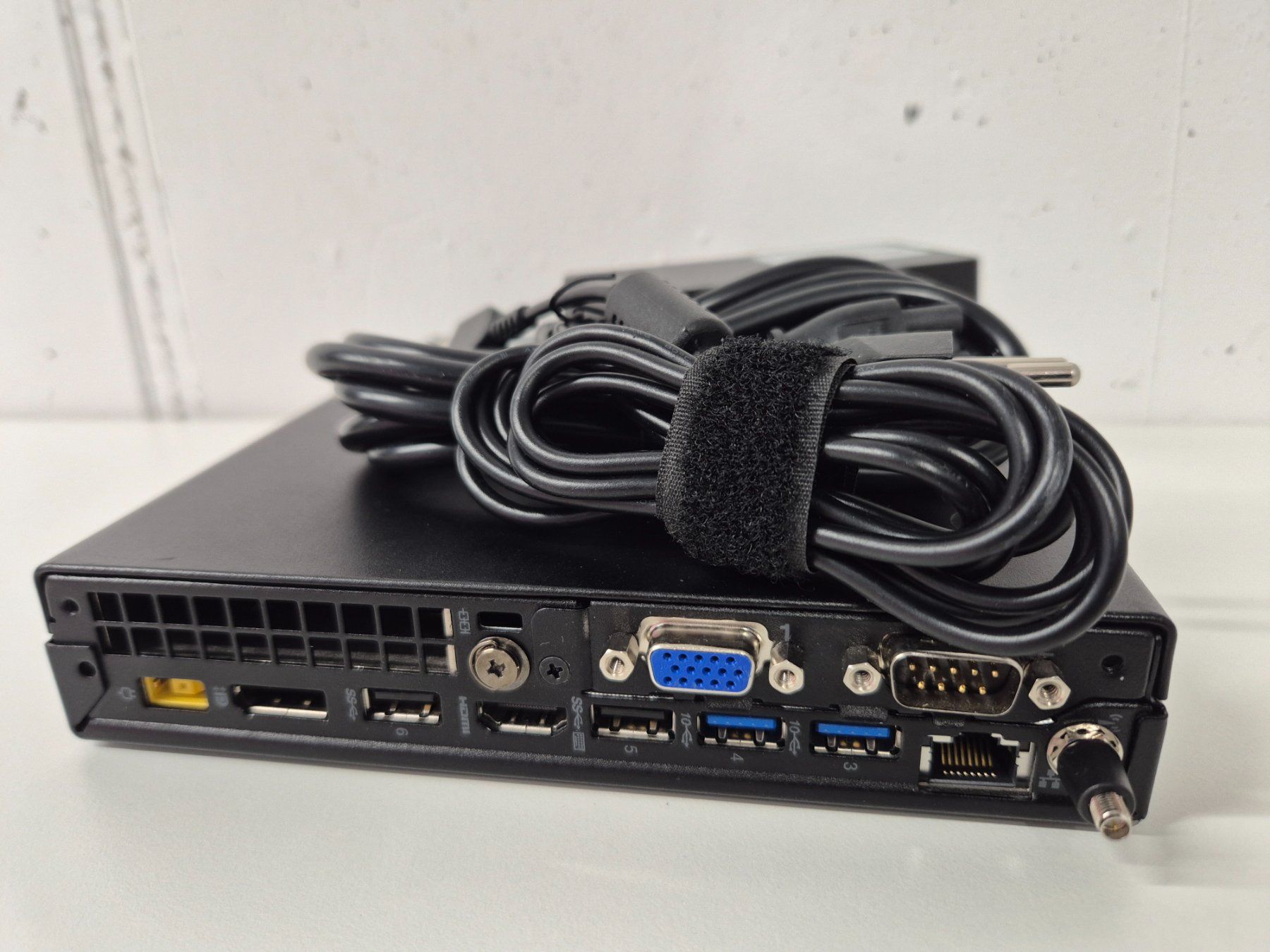 Lenovo PC: Lenovo ThinkCentre M920q Tiny – Difettoso da Sitterdorf venduto da Lenggi7 1