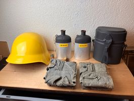 Zivilschutz Set / Armee Ausrüstung Helm Gamelle Trinkflasche