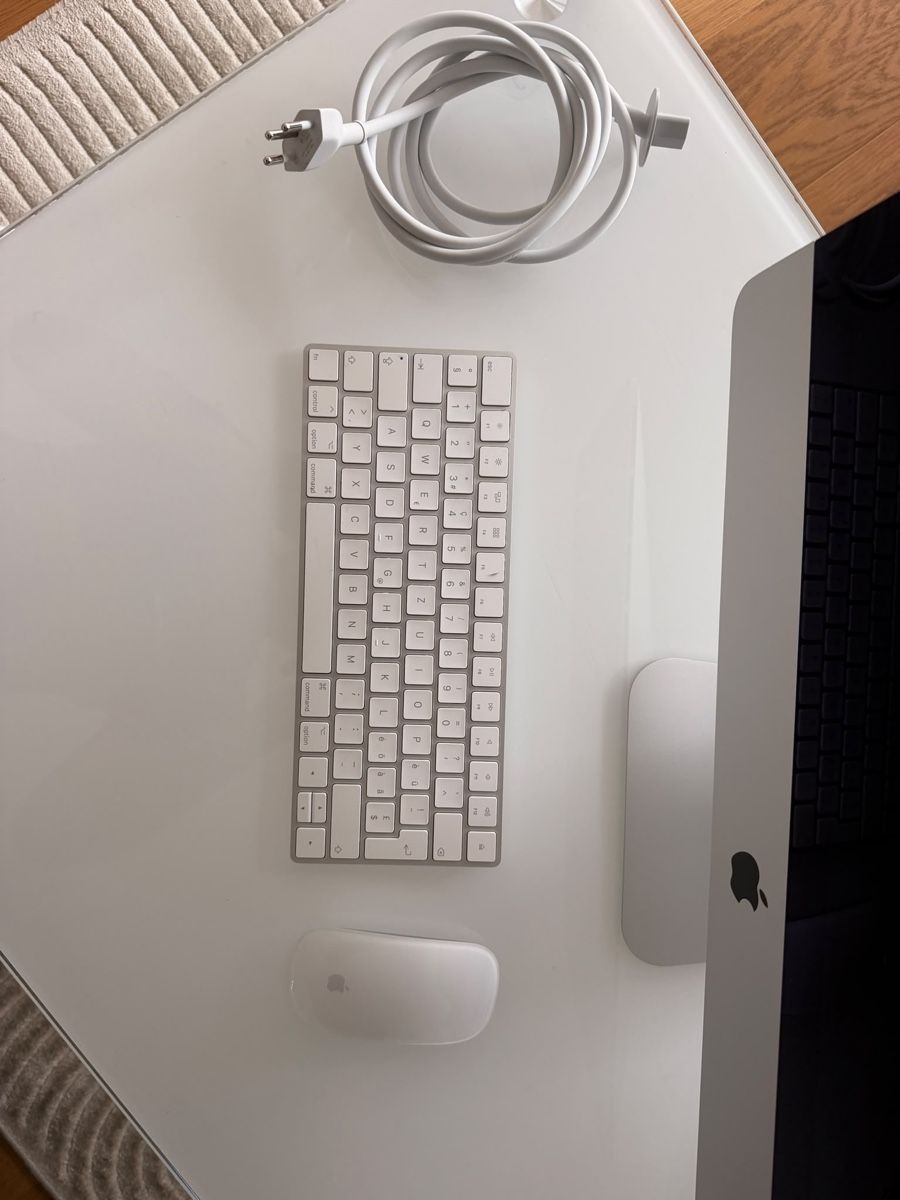 Apple PCs: I Mac – Gebraucht aus Buochs von Cholena1 2
