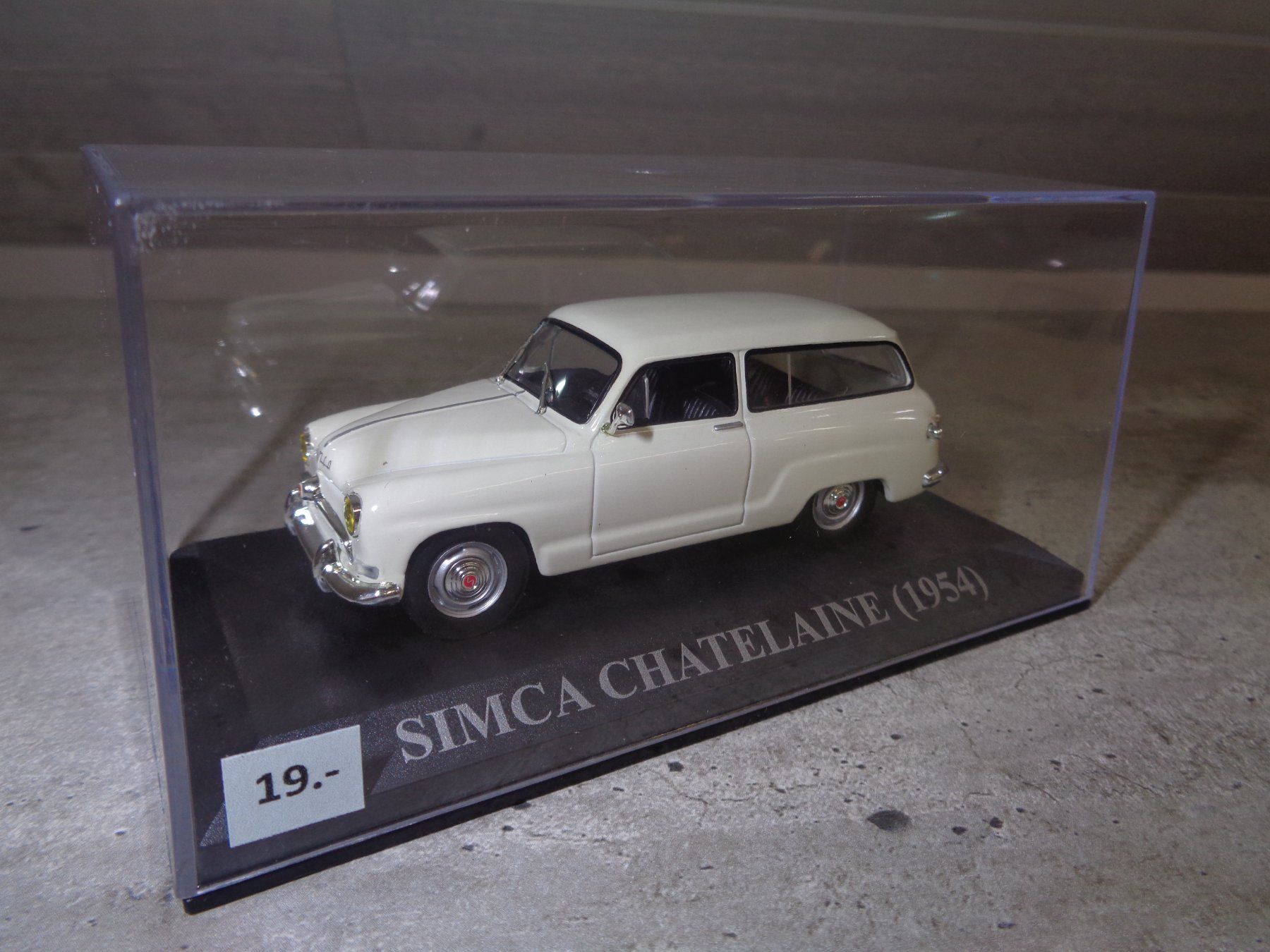 Simca Modellautos: Altaya 1:43 Classic Car Simca Chatelaine 1954 – Neu und originalverpackt aus Reconvilier von rallycar