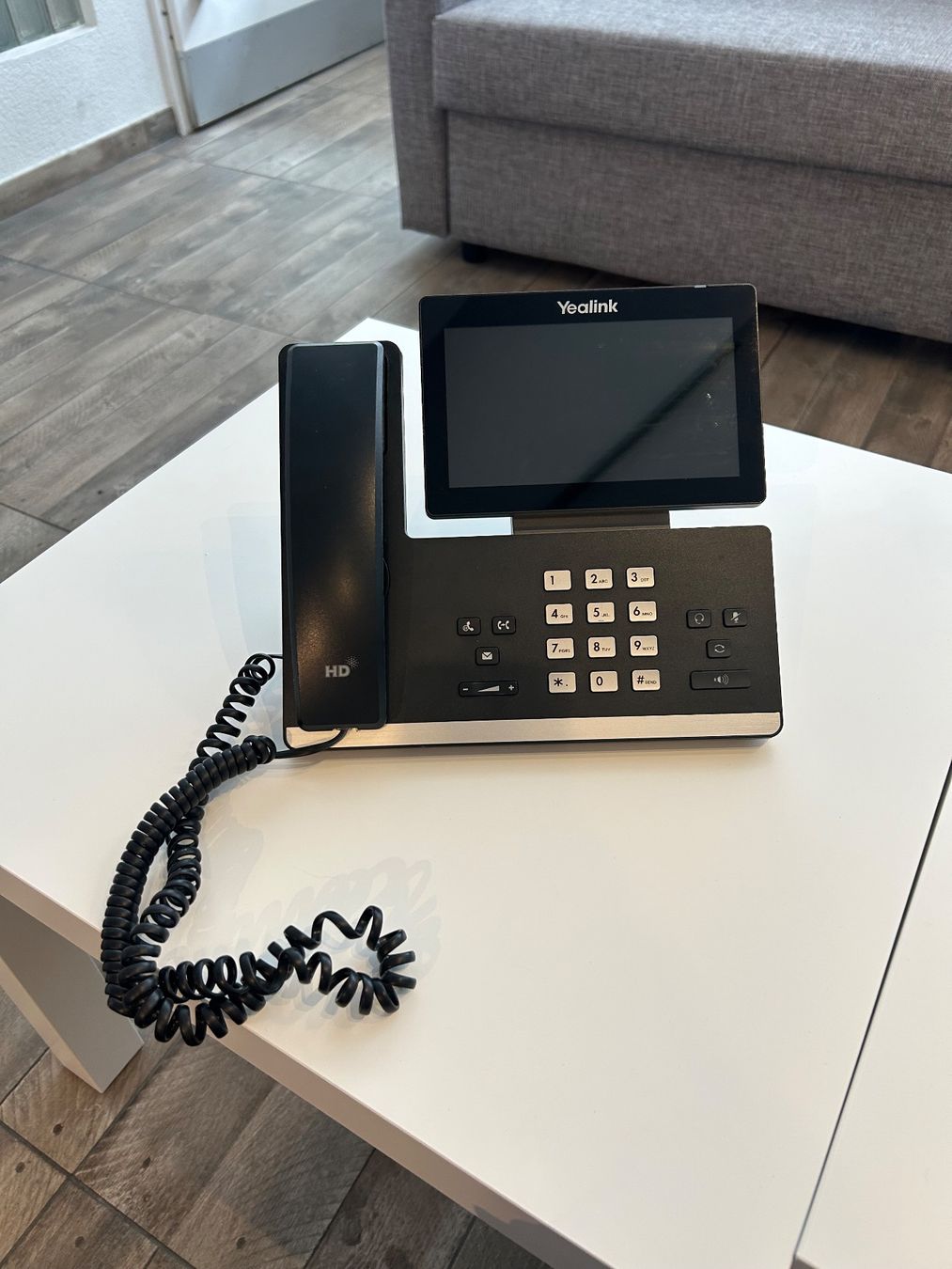 Yealink Telefoni: 7x Yealink Telefon – Usato da Gampel venduto da perbloGROUP