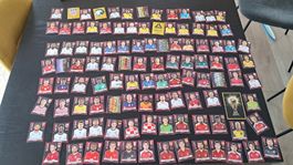 environ 100 autocollants Panini Qatar 2023
