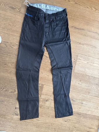 Hose, Salsa , **NEU** 28/34