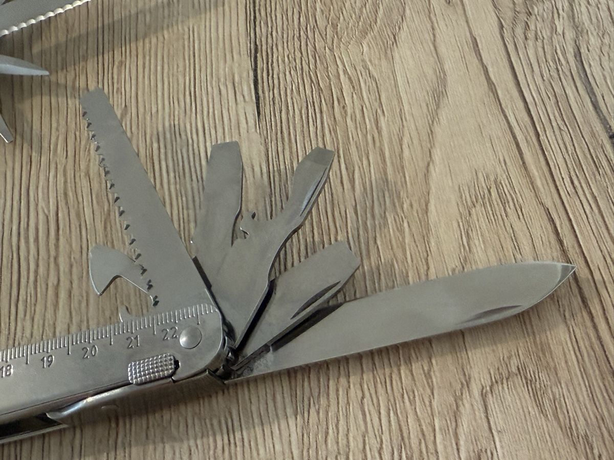 Victorinox Alle Werkzeuge: Victorinox SwissTool 3.0323 Multitool mit Lederetui – Neu (gemäss Beschreibung) aus Wettingen von Ni_la_lo 3