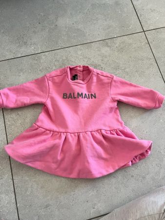 Balmain – Rosa Babykleid mit Body – Grösse 9 Monate
