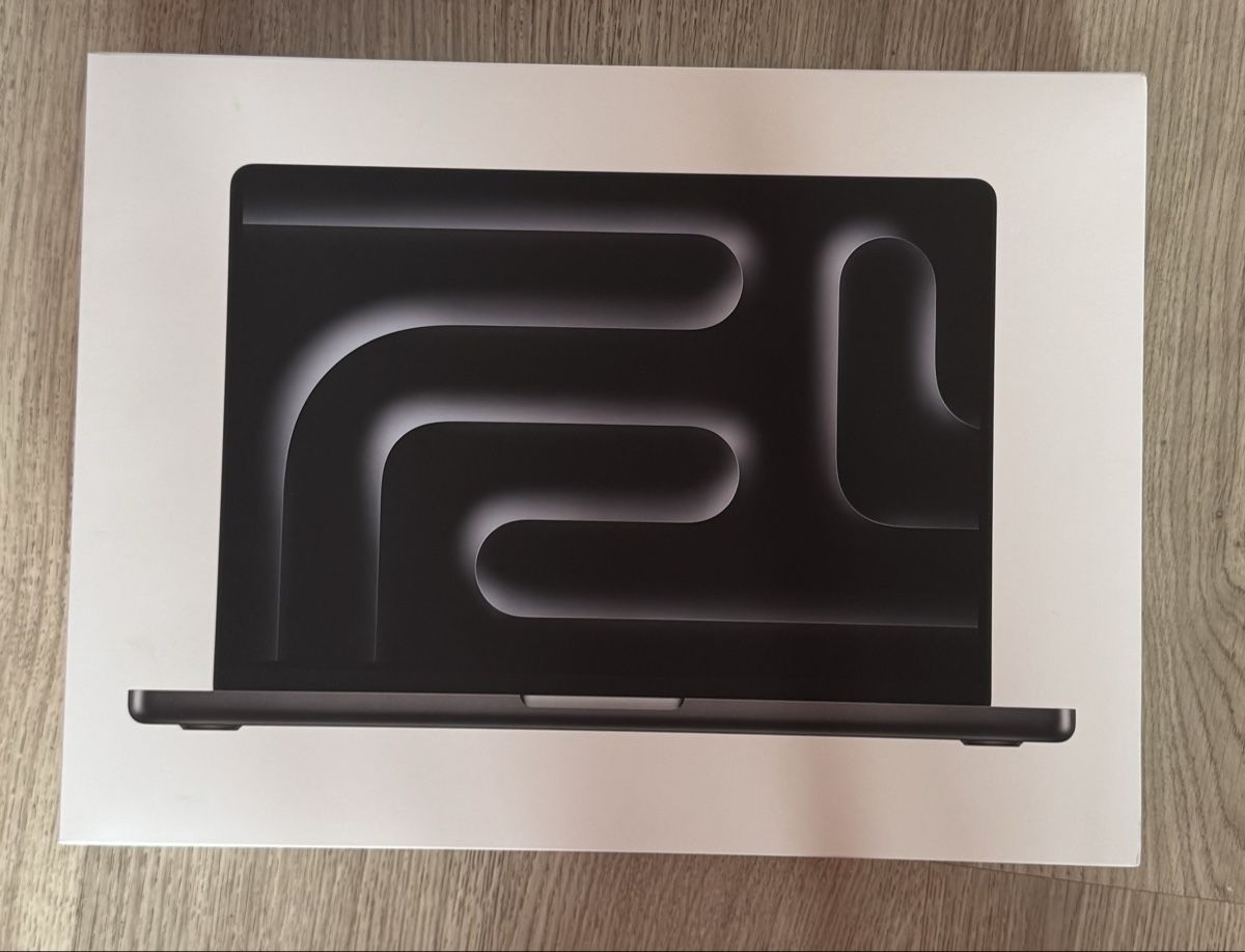 Apple Notebook: Apple MacBook Pro 14 - 2024 – Nuovo (secondo la descrizione) da Saignelégier venduto da Instant-Key-Pro 3