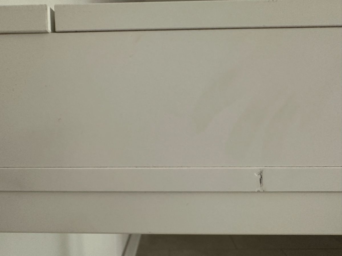 Scrivanie: Schreibtisch weiss mit 2 Schubladen – Usato da Morschach venduto da Butterbrot9000 5