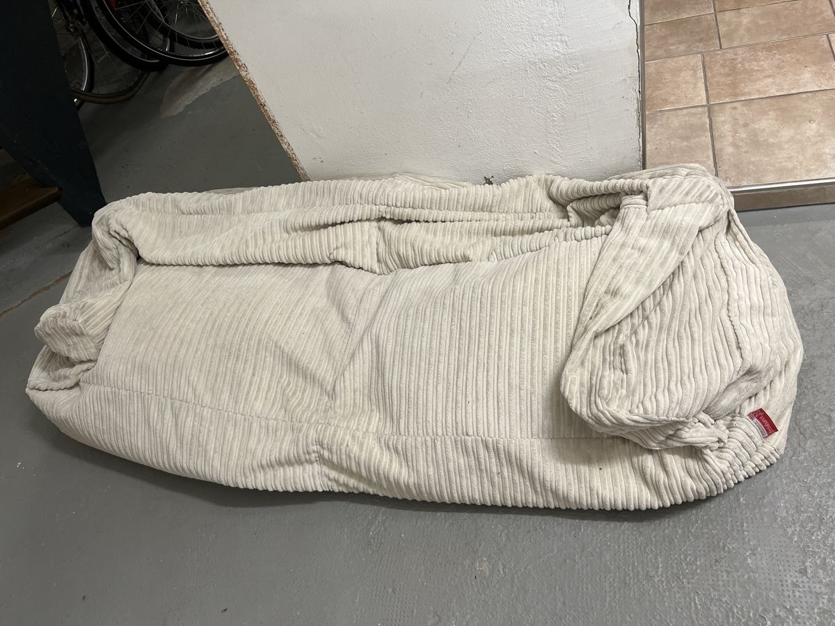 Lounge Pug Sofas: Sitzsack Sofa – Gebraucht aus Basel von Gurbinchki 1