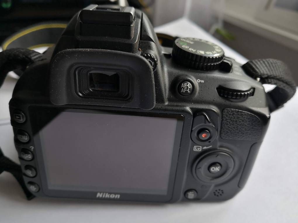 Nikon Fotocamera: Nikon D3100 SLR Digital Camera – Nuovo (secondo la descrizione) da Dietlikon venduto da Alfie_CH 2