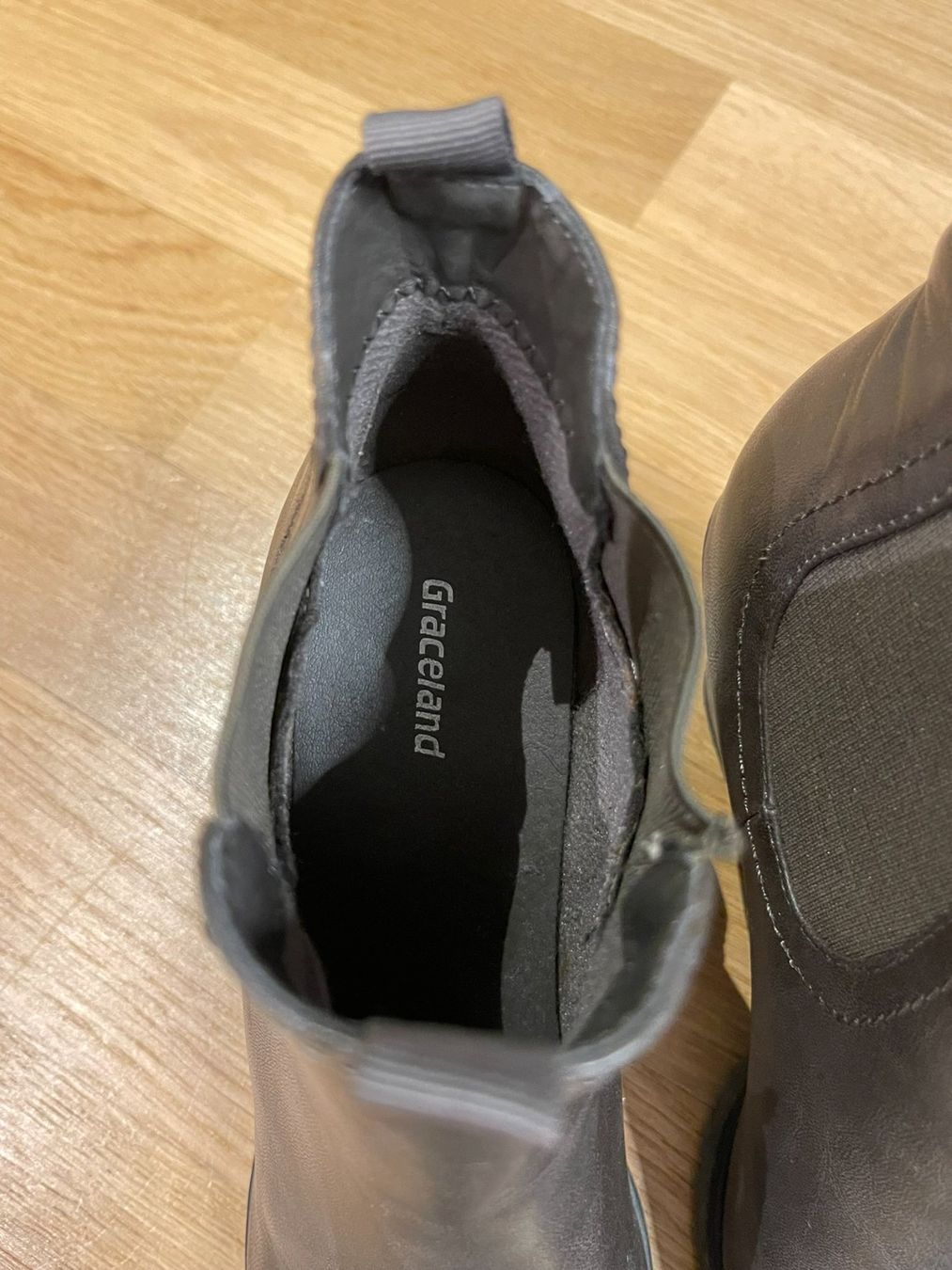 Scarpe da donna: Graue Stiefeletten mit Absatz, Grösse 37 – Usato da Rheineck venduto da FGeissler 4
