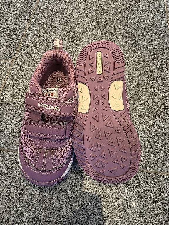 Scarpe per ragazze: Viking Gr. 26 – Usato da Pfaffhausen venduto da Mnb84 1